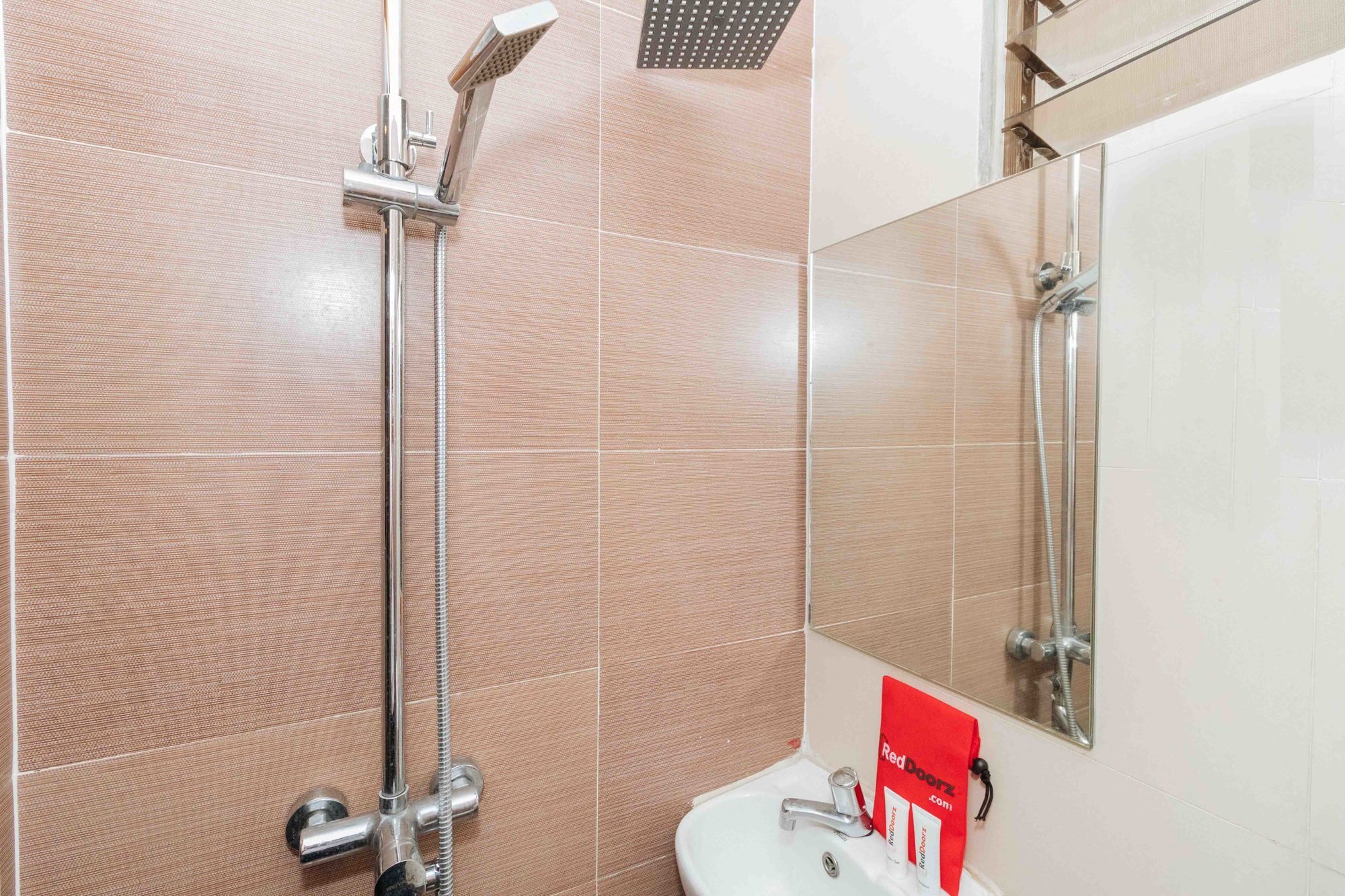 Reddoorz At Dbuilders Rooms Ph1 Taguig Εξωτερικό φωτογραφία